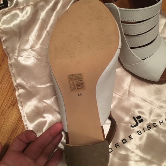 Jorge Bischoff’s sandals - Picture 3 of 4